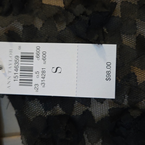 Ann Taylor Elegant Black Floral Lined Top Small - Picture 5 of 9